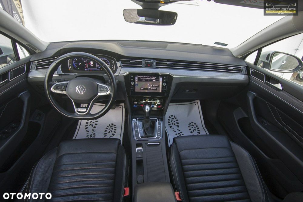 Volkswagen Passat - 26