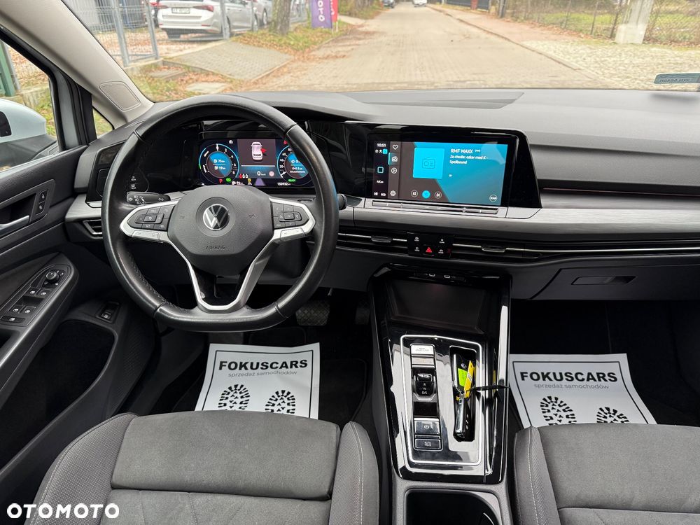 Volkswagen Golf - 26