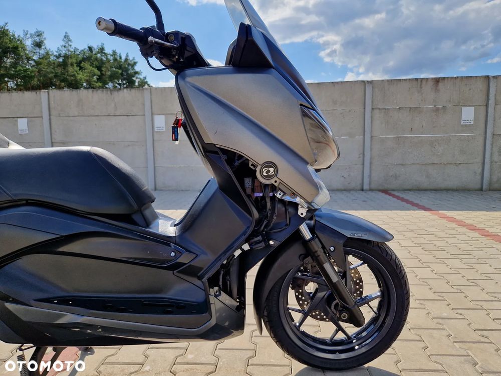Yamaha X-max - 30