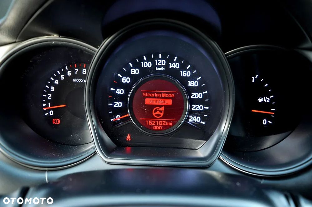 Kia Ceed 1.4 CVVT Dream Team Edition - 28