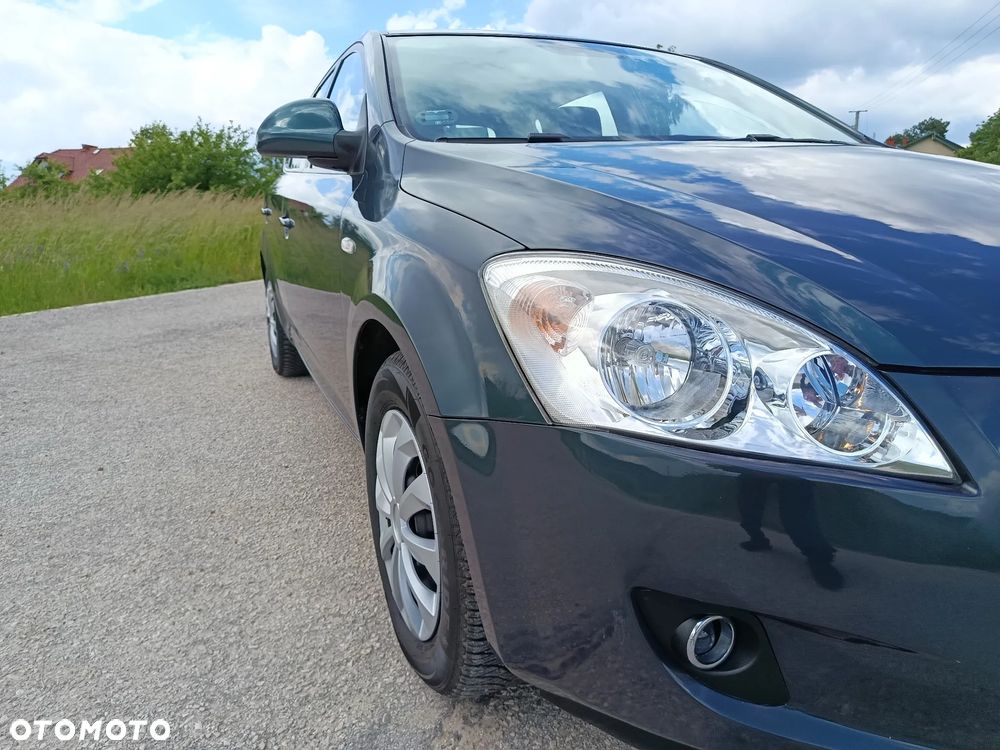 Kia Ceed - 18