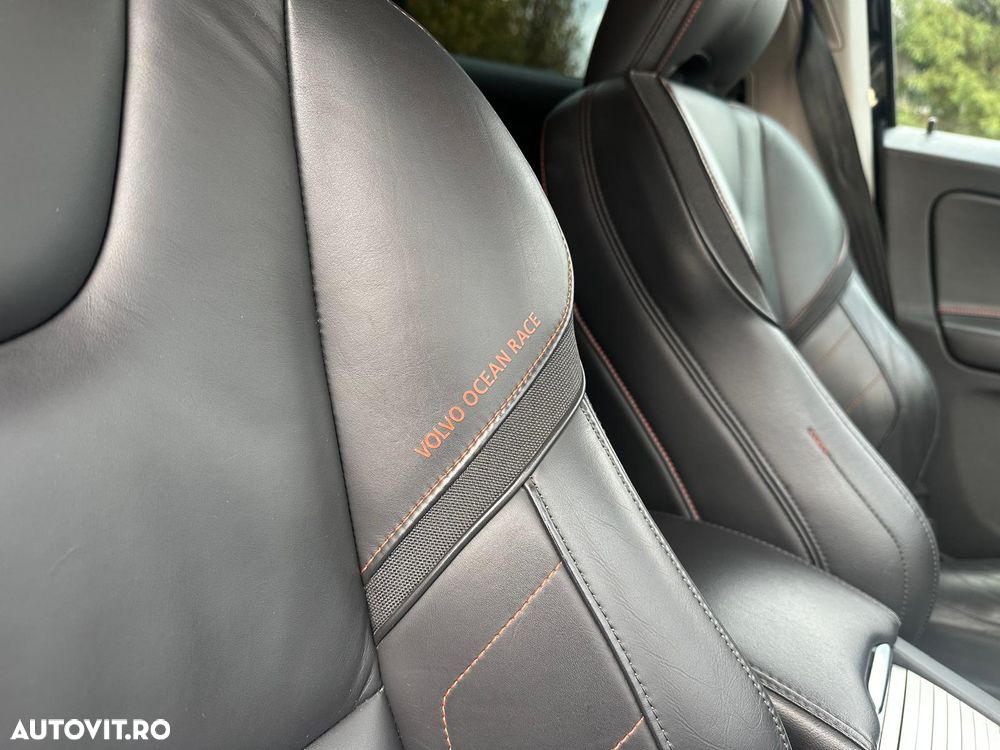 Volvo XC 60 D4 Geartronic Ocean Race - 13