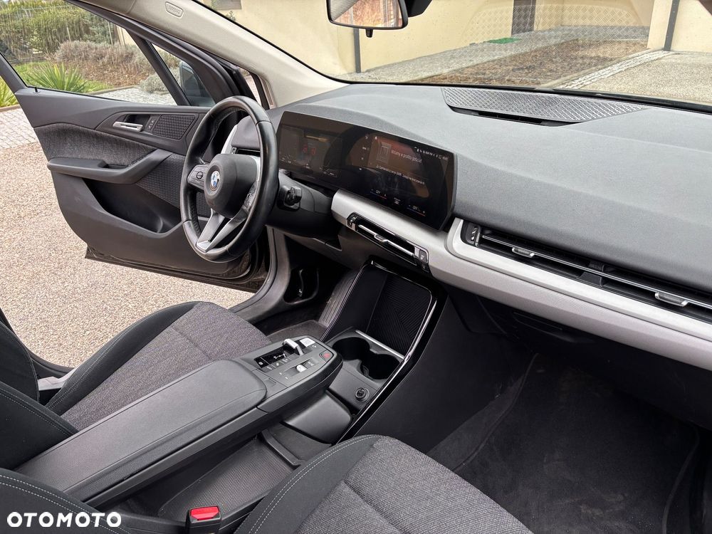 BMW Seria 2 218d Advantage sport - 11