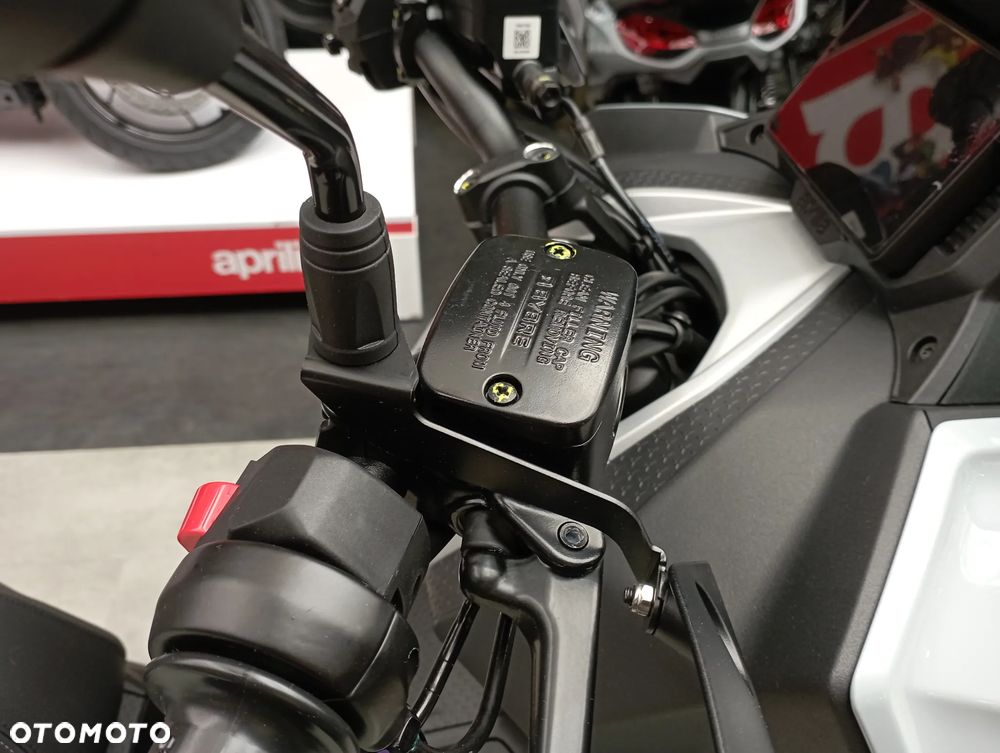 Aprilia SR - 20