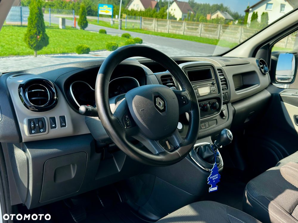 Renault Trafic - 22