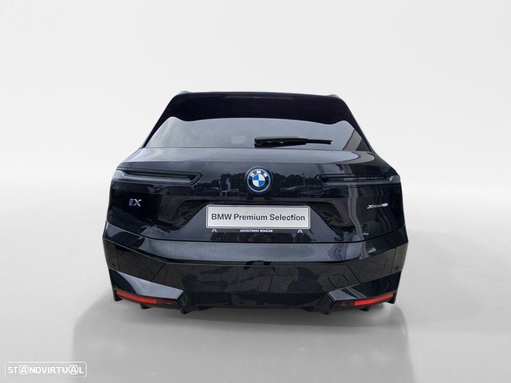BMW iX xDrive 40 Pack Desportivo - 4