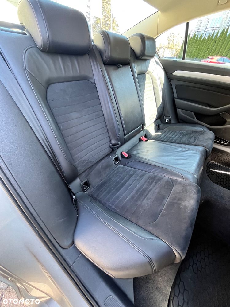 Volkswagen Passat 1.6 TDI SCR DSG Comfortline - 11