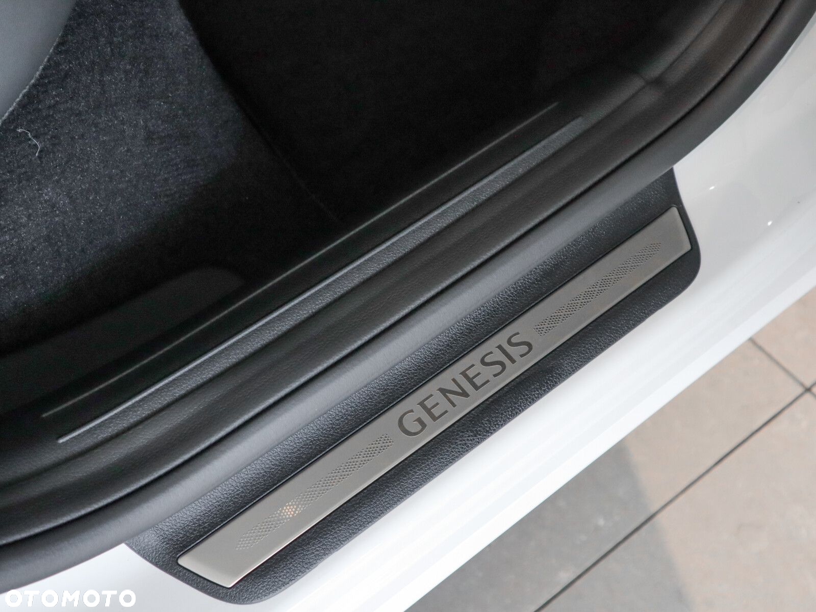 Genesis GV70 2.5T AWD AT8 Luxury Line - 21