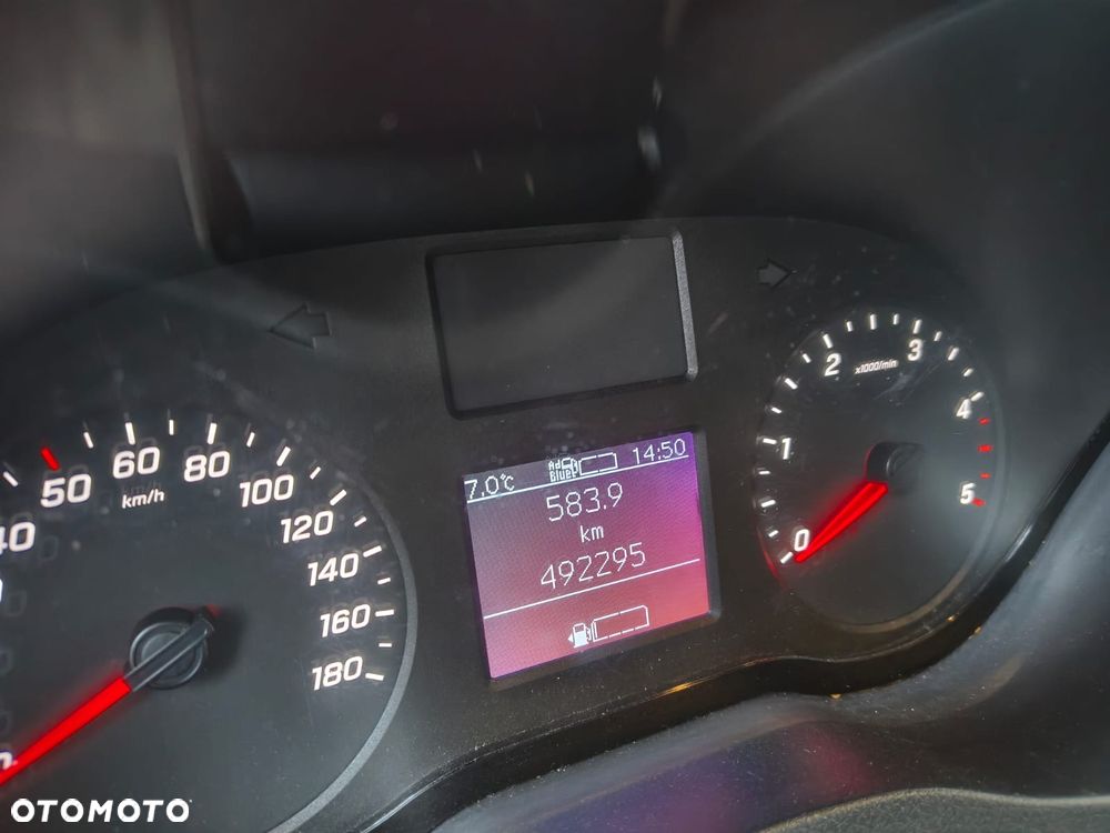 Mercedes-Benz Sprinter - 7