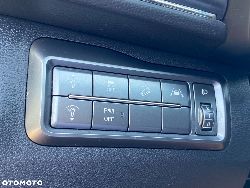 SsangYong/KGM Tivoli Grand 1.5 T-GDI Quartz - 25