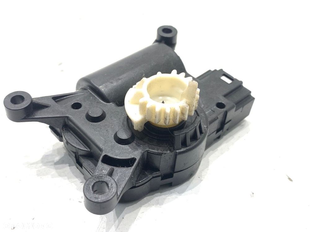 SILNIK NAGRZEWNICY  SKODA SUPERB III (3V3) 2015 - 2022 2.0 TDI 110 kW [150 KM] olej napędowy 2015 - - 2