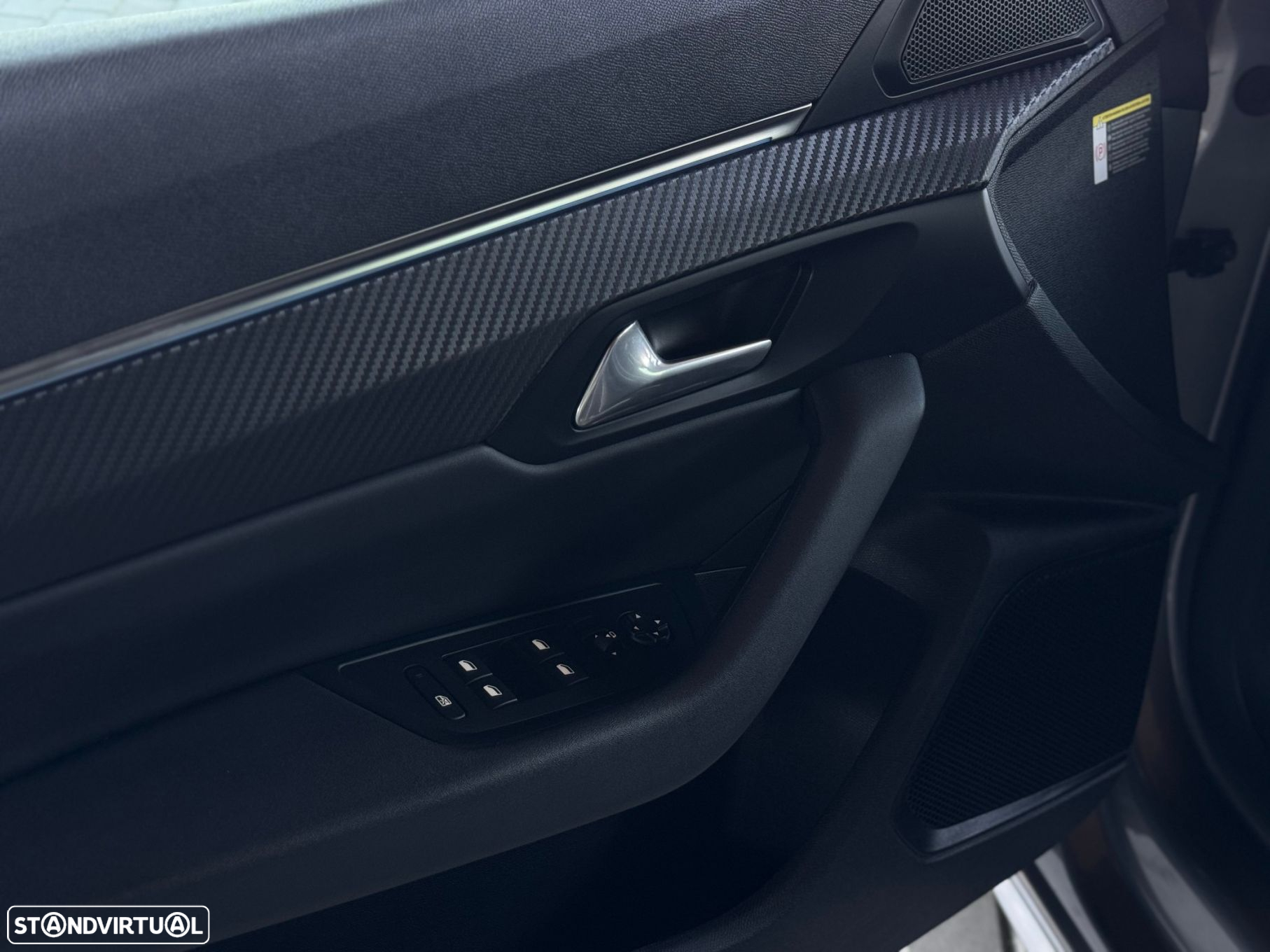 Peugeot 508 1.6 Hybrid Allure Pack e-EAT8 - 17