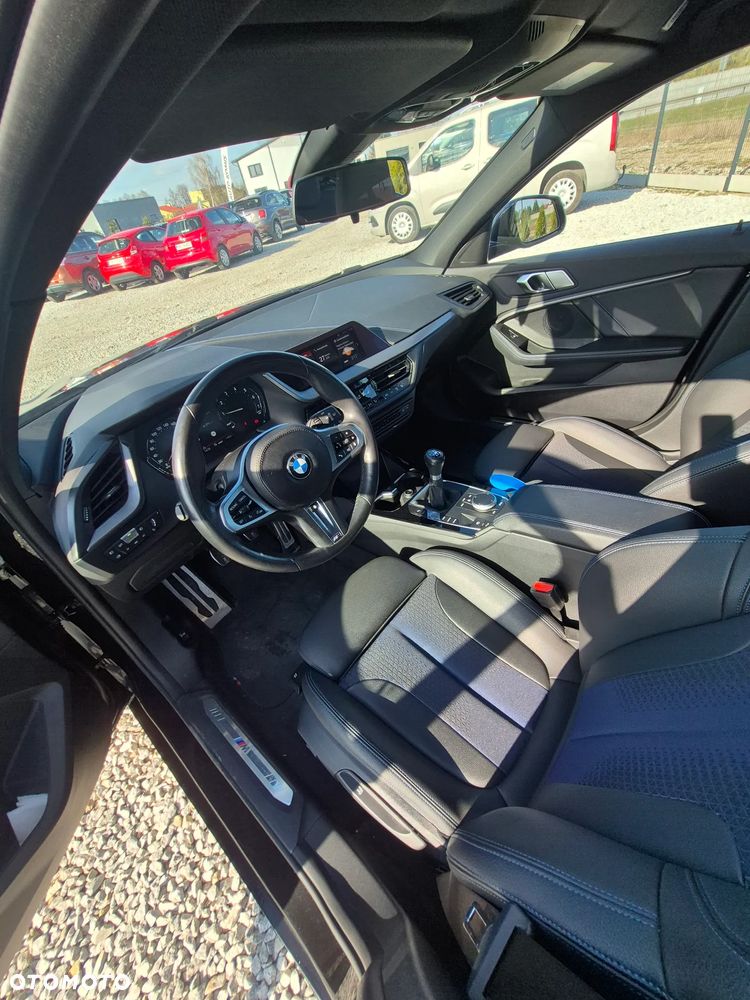 BMW Seria 1 118i M Sport Shadow - 26