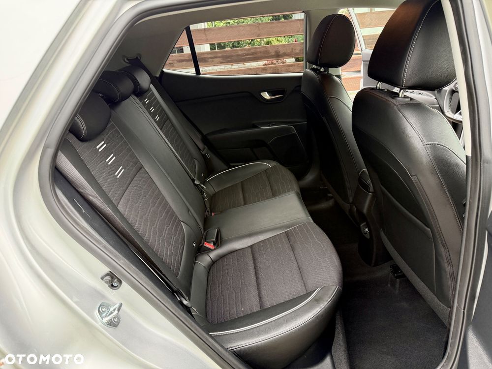 Kia Stonic 1.0 T-GDI 100 OPF Dream-Team Edition - 27