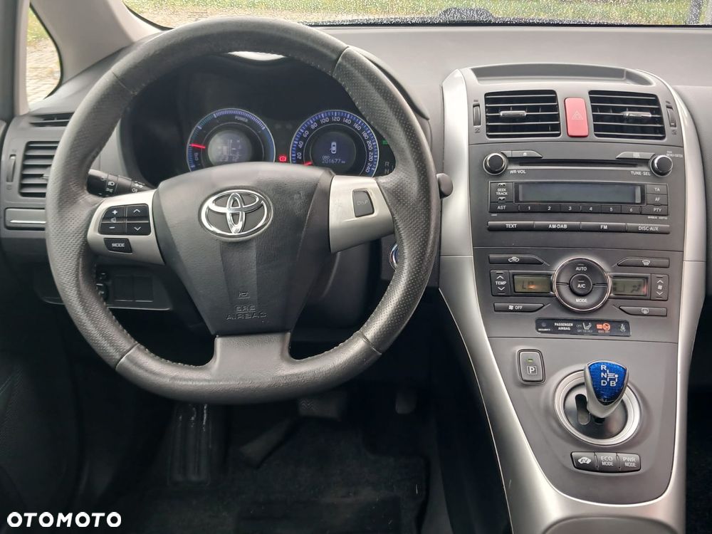 Toyota Auris - 19