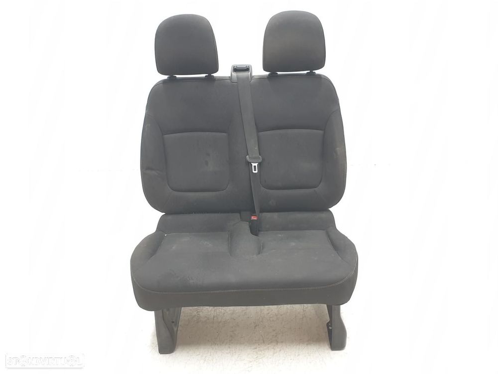 BANCO FRENTE DIREITO RENAULT TRAFIC III COMBI - 1