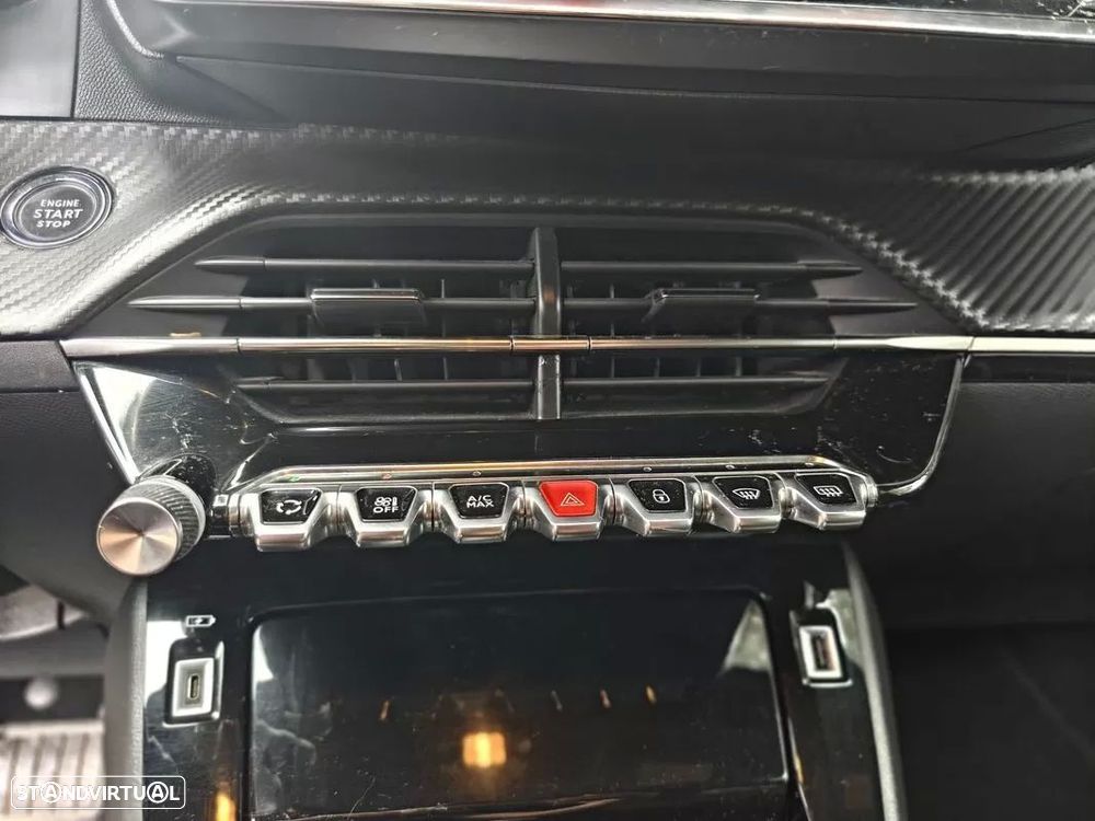 Peugeot e-208 50 kWh Allure Pack - 37