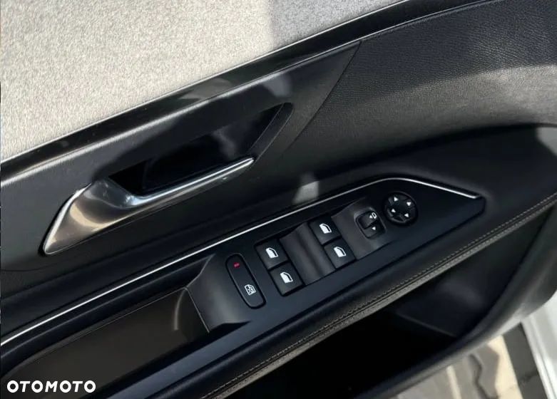 Peugeot 3008 BlueHDi 180 Stop & Start EAT8 Crossway - 12