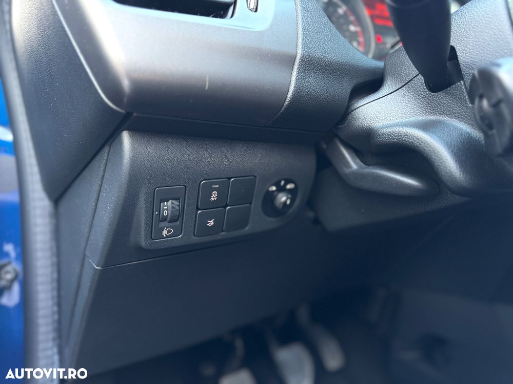 Peugeot 301 1.2 PureTech Active - 16