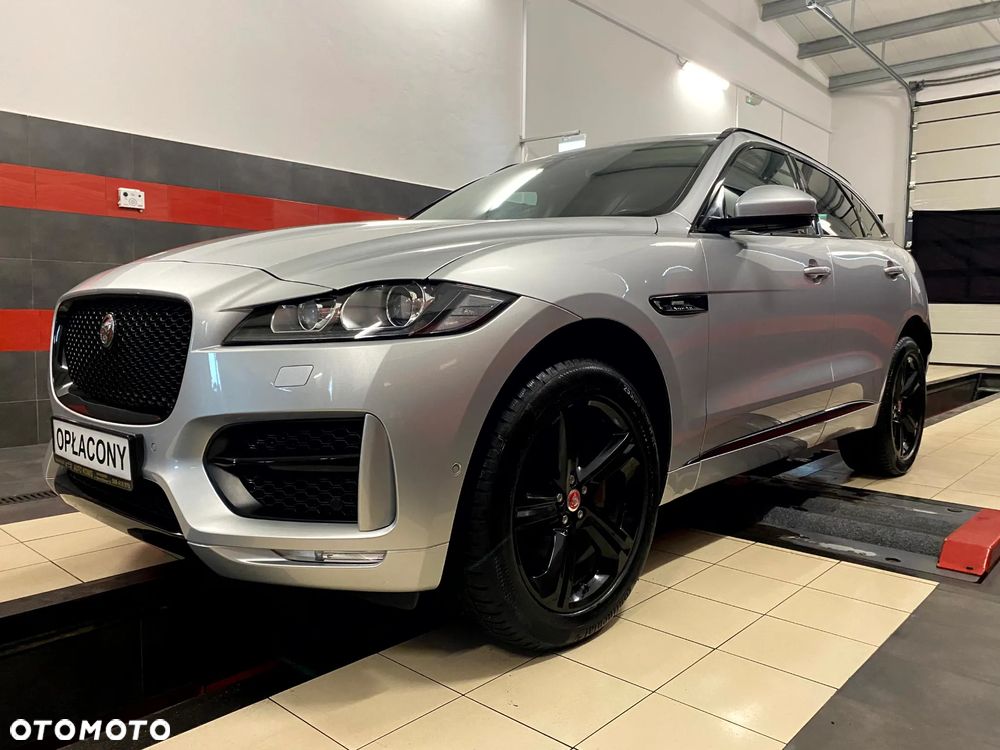 Jaguar F-Pace 20d AWD R-Sport - 2
