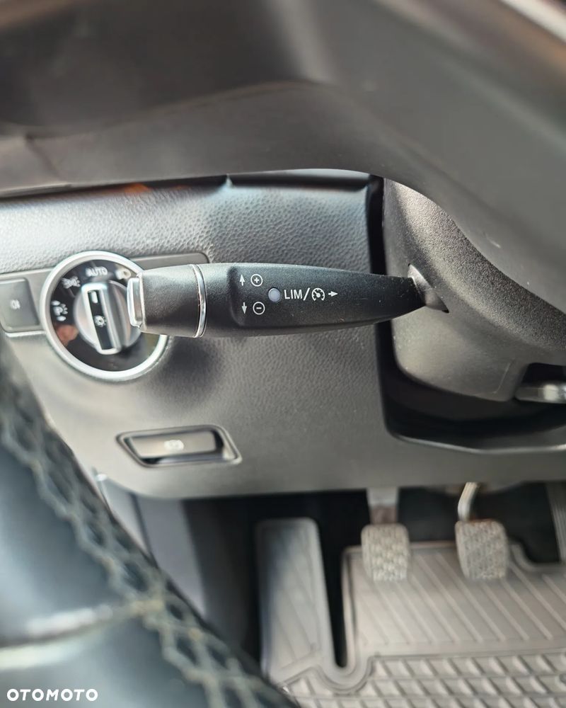 Mercedes-Benz Klasa B 180 BlueEFFICIENCY Edition Style - 27