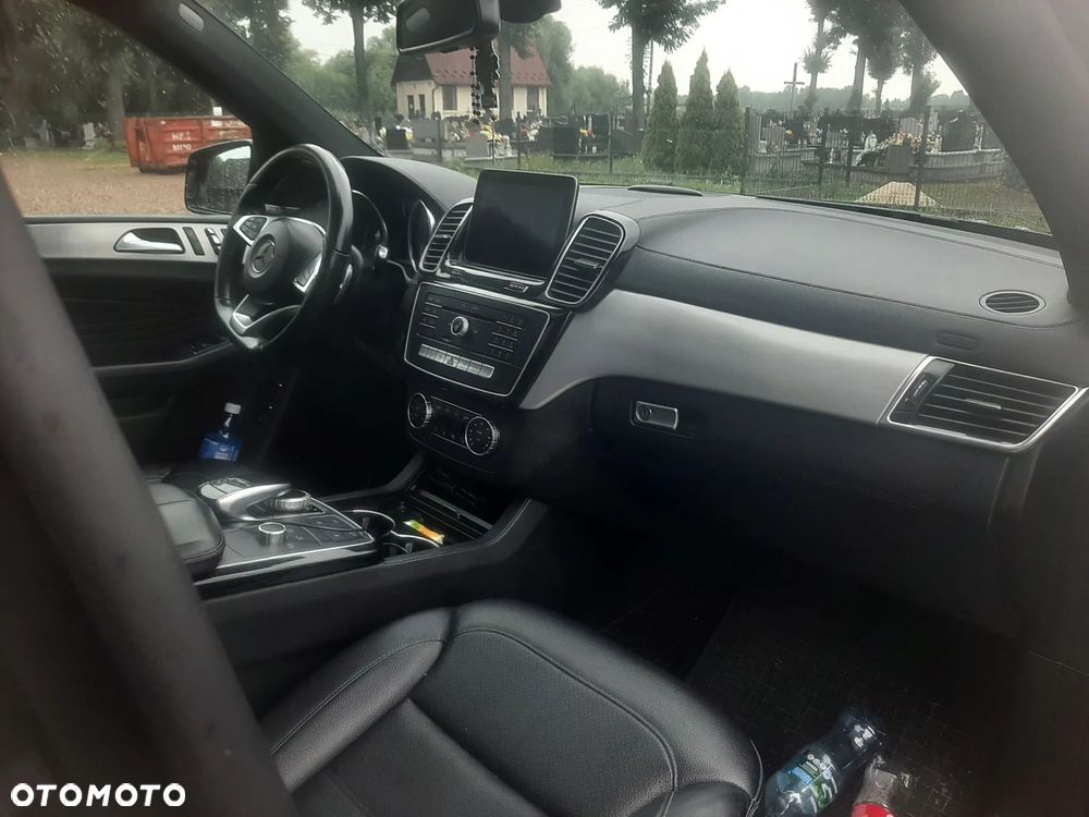Mercedes-Benz GLE - 20