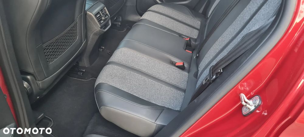 Peugeot 3008 1.5 BlueHDi Allure S&S EAT8 - 14