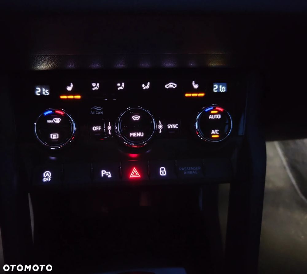 Skoda Karoq 1.5 TSI ACT 4x2 Style DSG - 19
