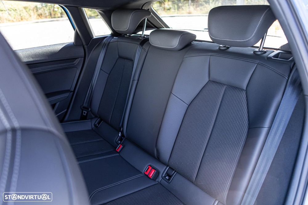 Audi A3 Sportback 45 TFSIe S tronic S line - 23