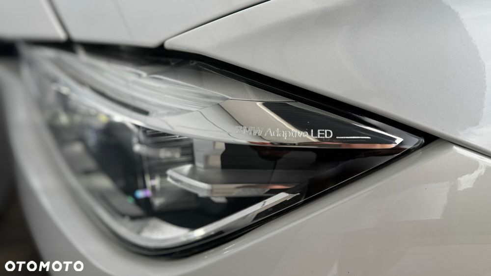 BMW Seria 3 330i xDrive Sport Line Shadow - 37