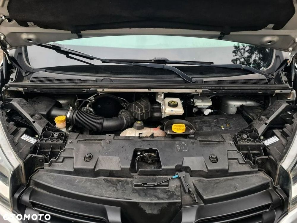 Renault Trafic - 8