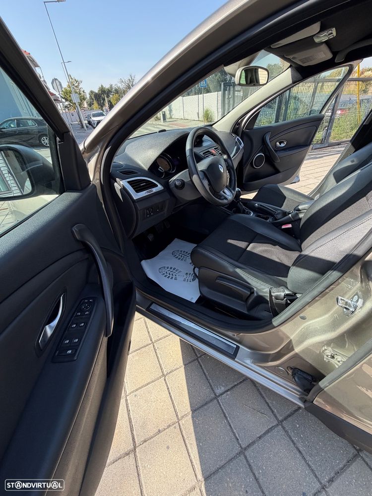Renault Mégane Sport Tourer 1.5 dCi Dynamique CO2 Champion - 14