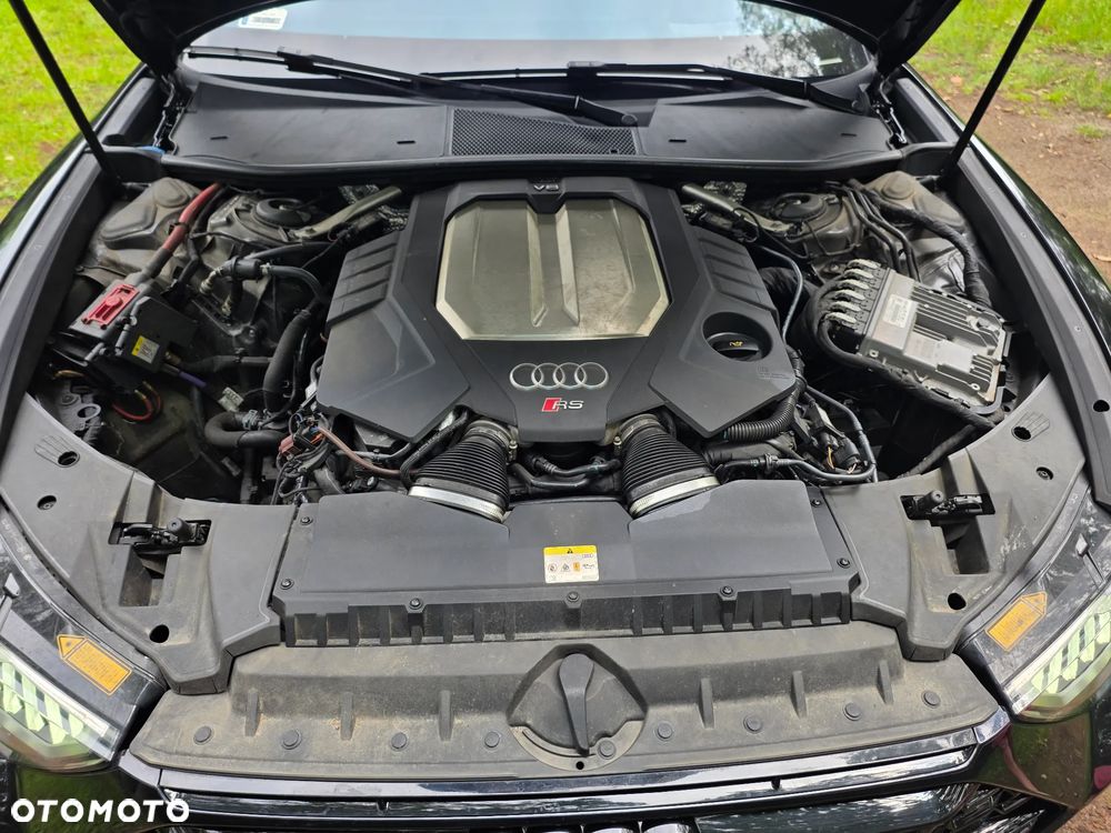 Audi RS6 Avant - 24