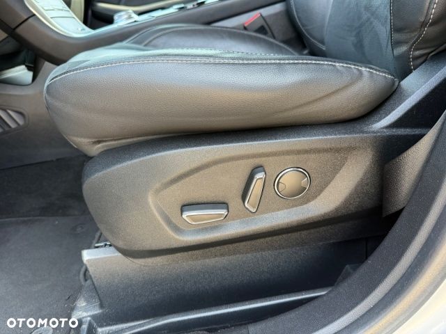 Ford S-Max - 26