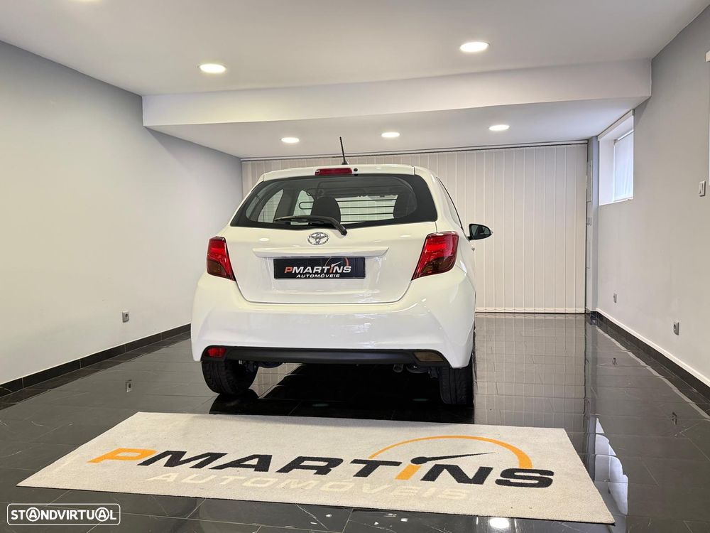 Toyota Yaris Bizz 1.4 D-4D AC - 17