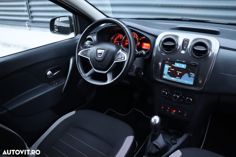 Dacia Sandero 0.9 90CP Stepway - 10