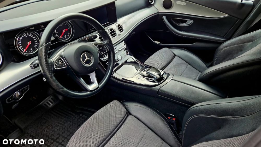 Mercedes-Benz Klasa E 220 d 9G-TRONIC - 5