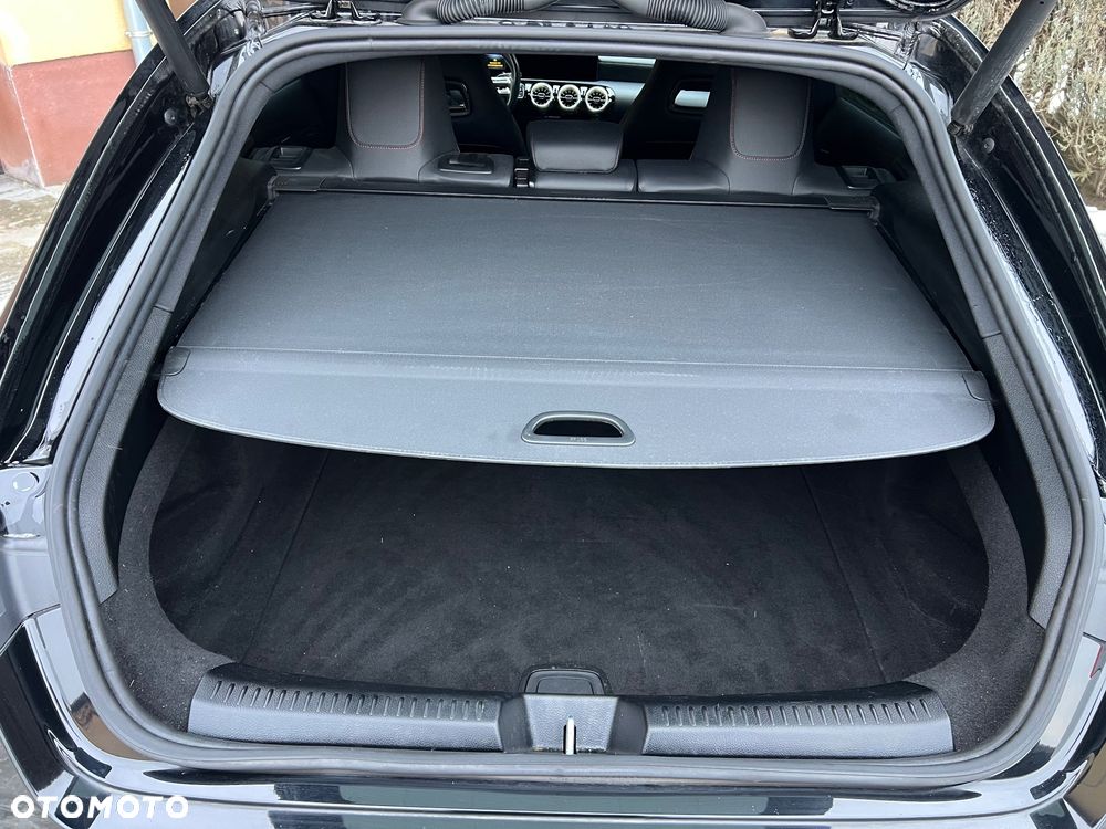 Mercedes-Benz CLA - 17