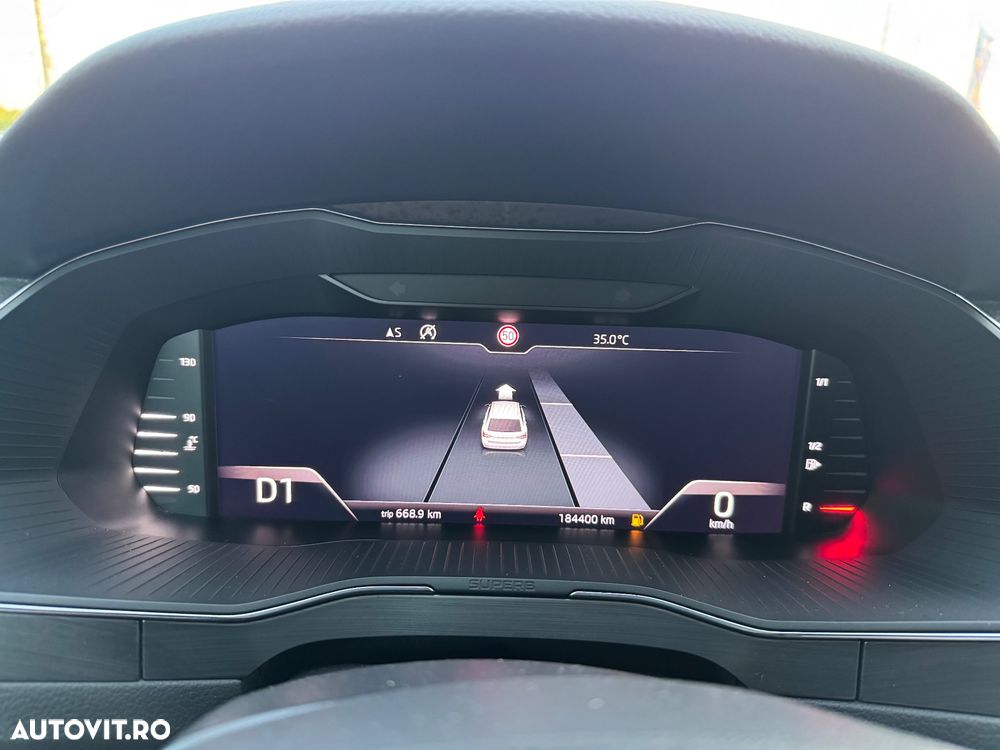 Skoda Superb 2.0 TDI DSG Style - 33