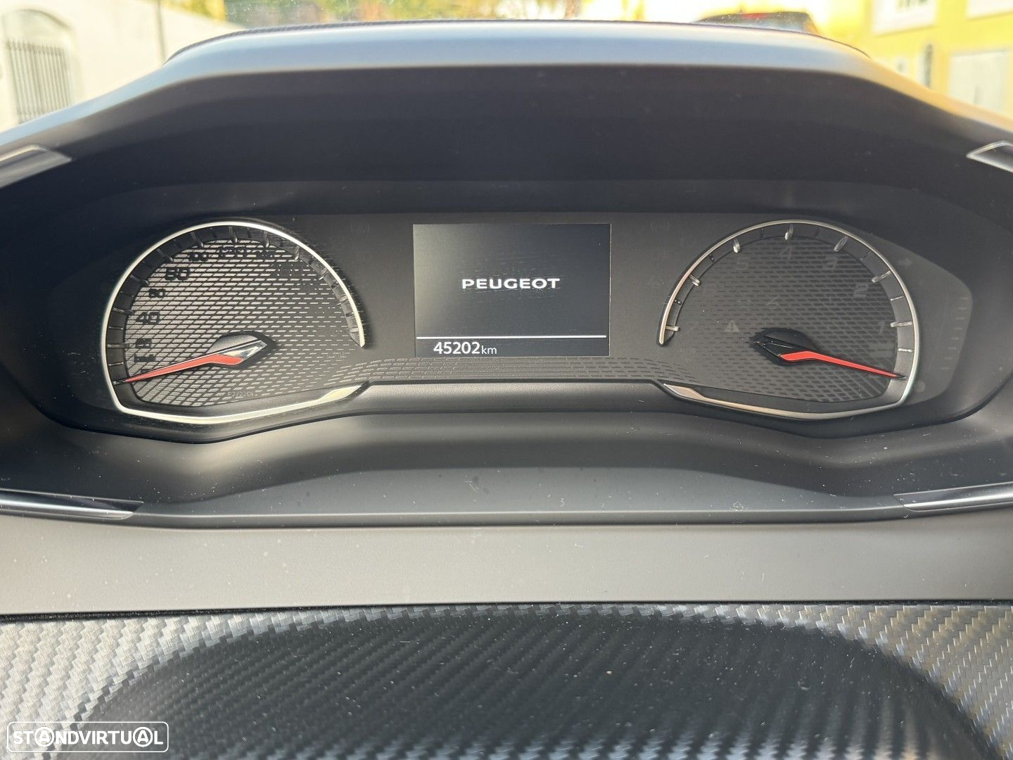 Peugeot 208 1.2 PureTech Allure - 15