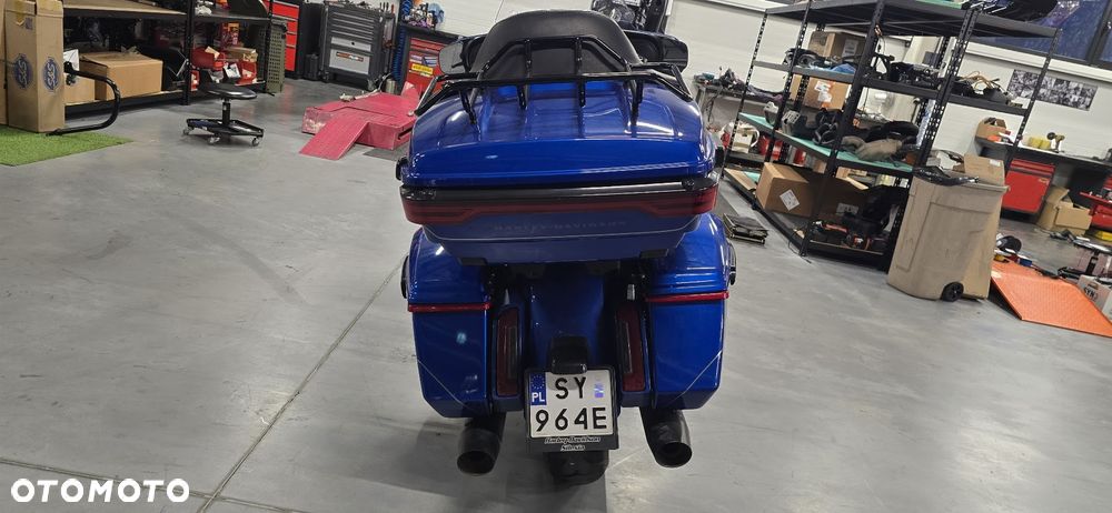 Harley-Davidson Touring Street Glide - 15