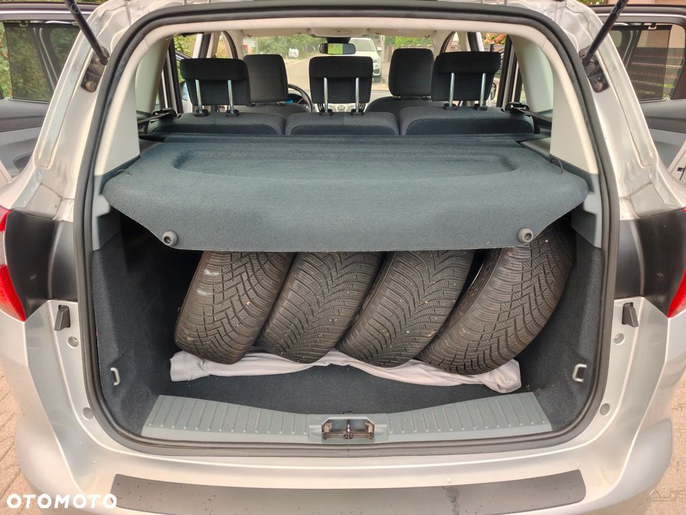 Ford C-MAX - 31