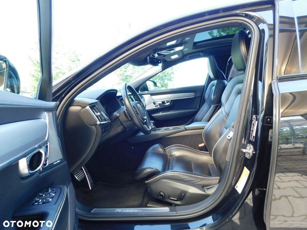 Volvo S90 - 17