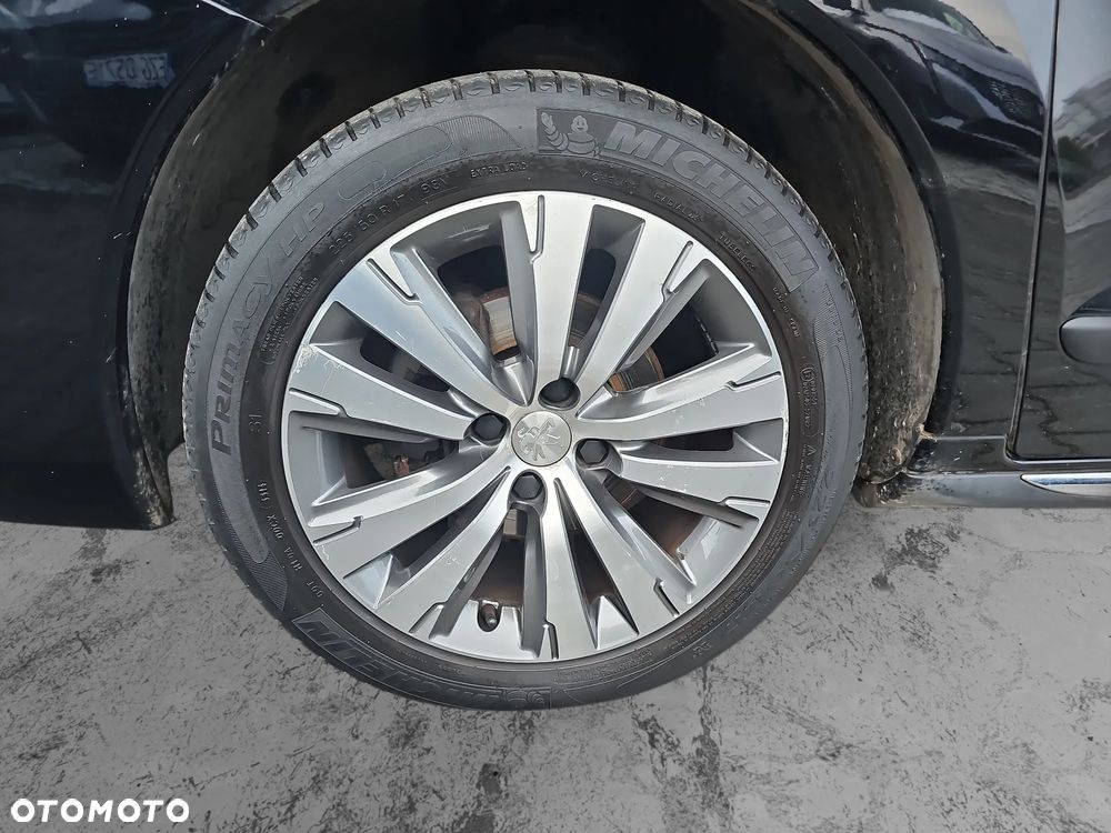 Peugeot 3008 1.6 HDi Style - 16