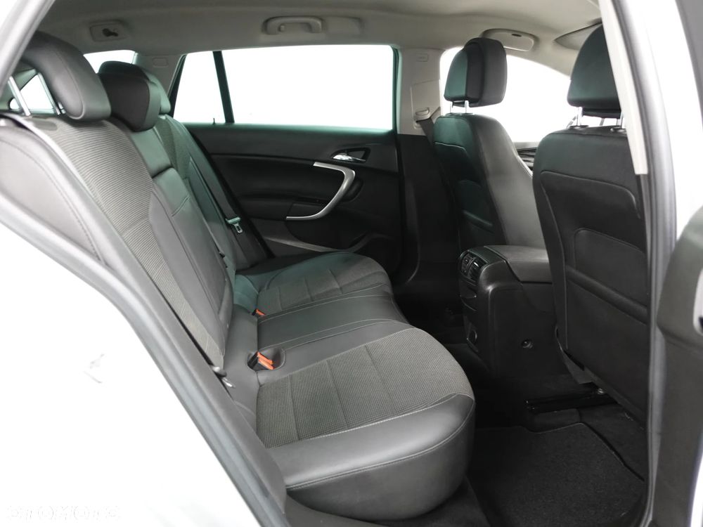 Opel Insignia 2.0 CDTI - 27