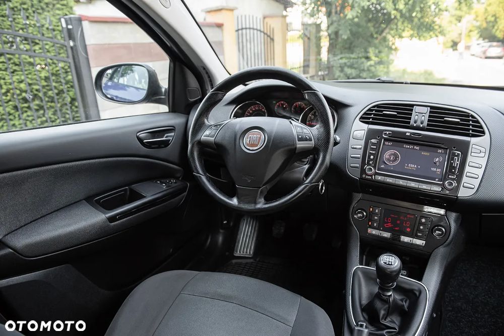 Fiat Bravo 1.4 T-JET 16V Dynamic NAV - 23