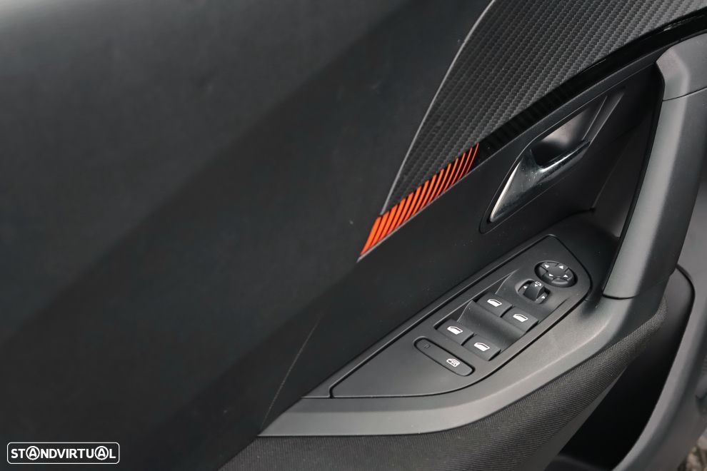 Peugeot e-2008 50 kWh Active Pack - 15