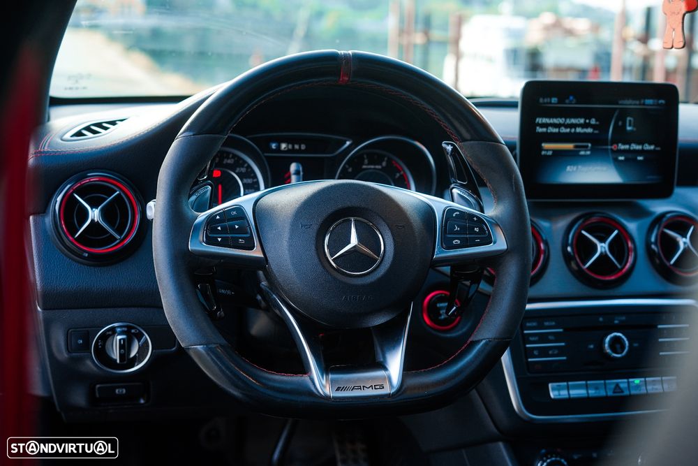 Mercedes-Benz CLA 45 AMG 4Matic Speedshift DCT 7G Night Edition - 18