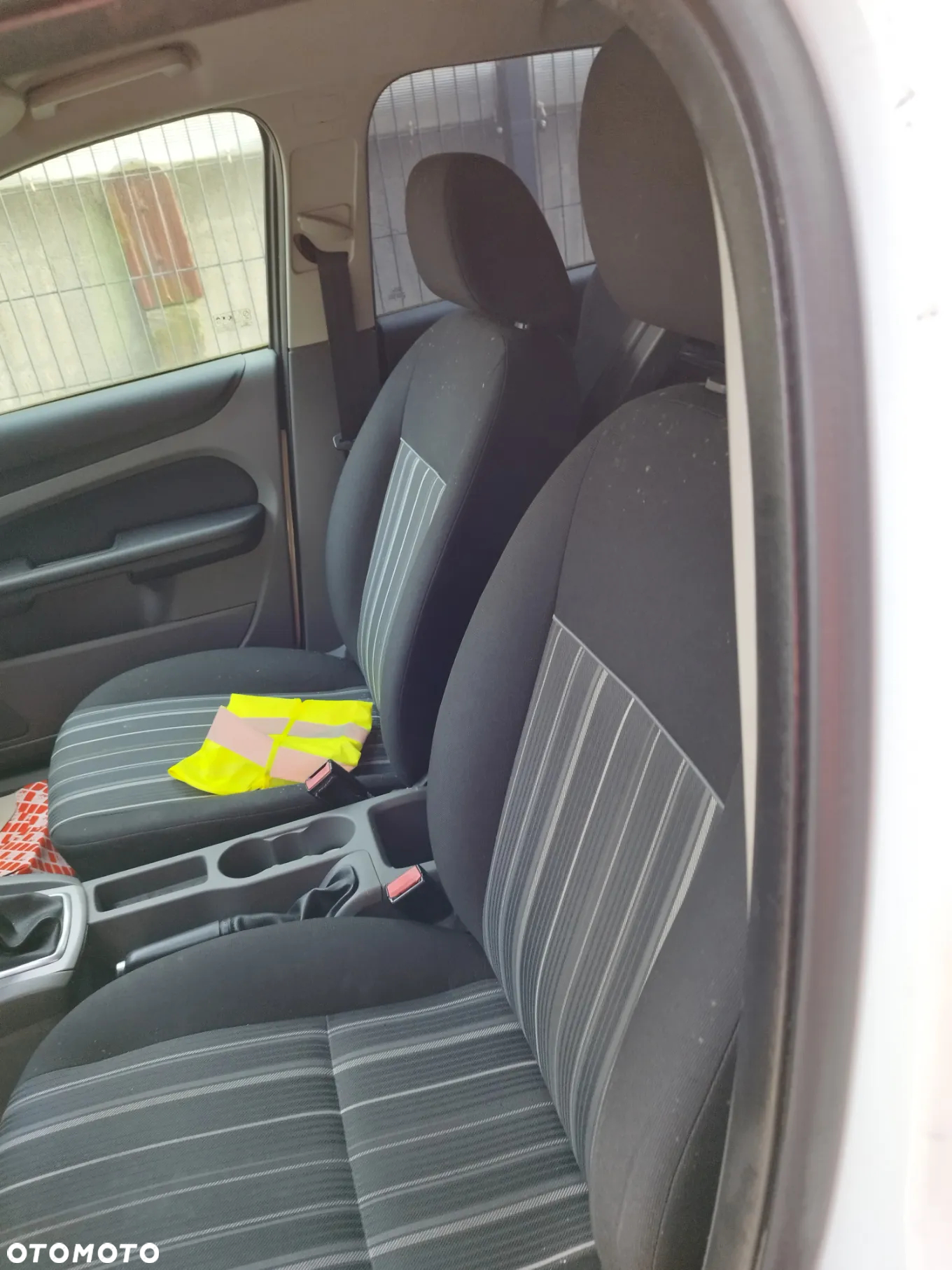 Ford Focus 1.6 TDCi Ambiente - 8