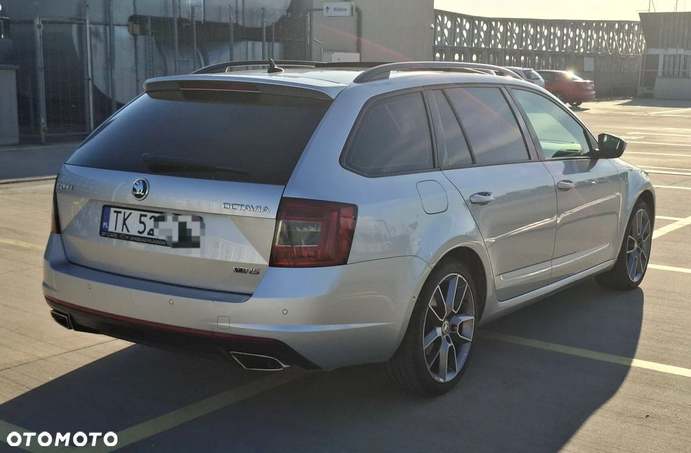 Skoda Octavia 2.0 TSI RS - 5